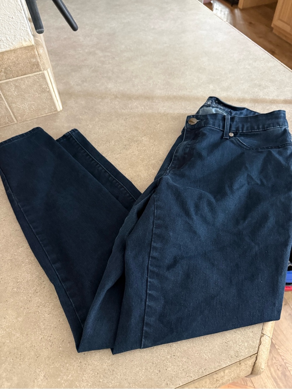 Express Women’s Straight Leg Jeans Navy Blue